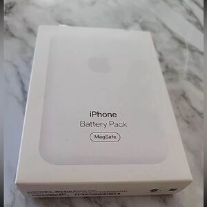 Apple MagSafe batterypack